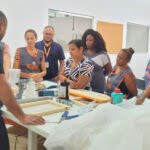 Lar Fabiano de Cristo desenvolve curso de serigrafia na Casa de Mãe Marocas, em Duque de Caxias (RJ)